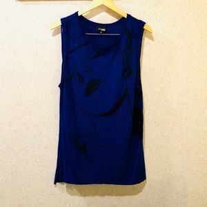 ⭐️5/$25 | WILFRED | T-shirt Unique Face Silhouette Design | M